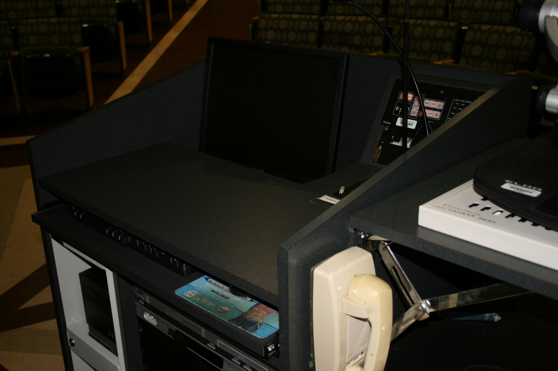 Multimedia podium in Dodson 100 at the front