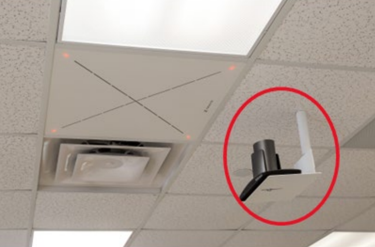 Camera tracking deactivated pointing up at the ceiling